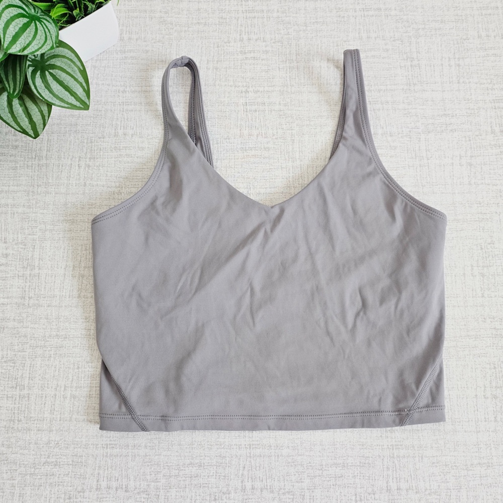 🆑️3/$15 Women’s Grey V-Neck Tank Top Medium